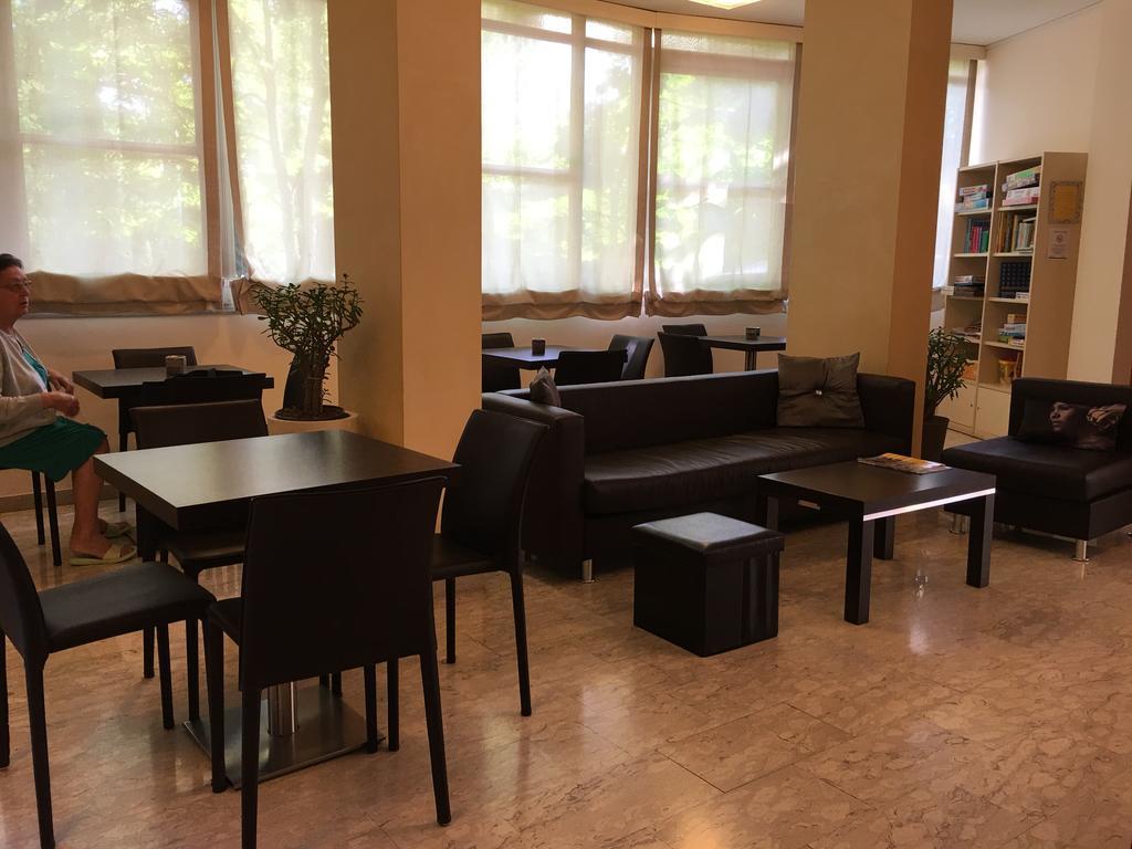 Hotel Plutone Червия Экстерьер фото