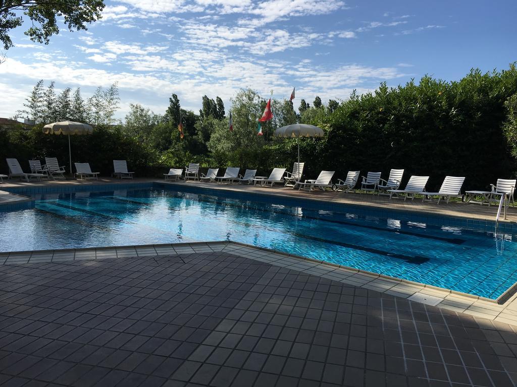 Hotel Plutone Червия Экстерьер фото